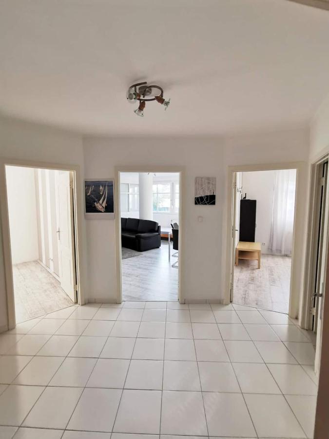 Bright, Spacious Apartment 3 Bedroom, Garage Budapest Extérieur photo